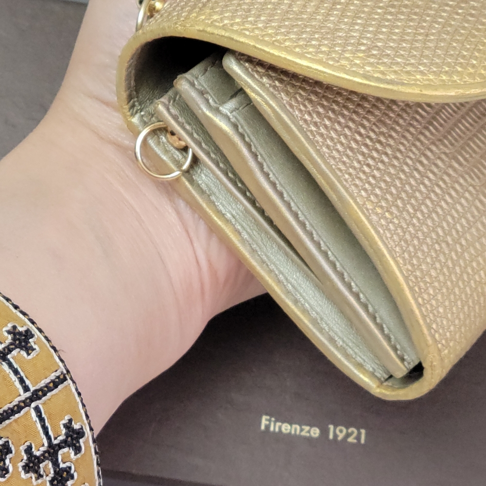 100% Authentic GUCCI LEATHER Double G Continental Wallet - Picture 15 of 16